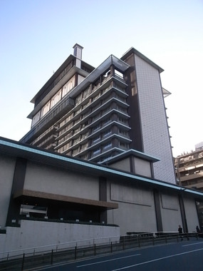 R0031700
